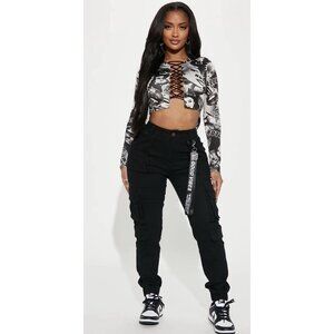 FASHION NOVA Women’s Good Vibes Black Cargo Jogger Pants 2X